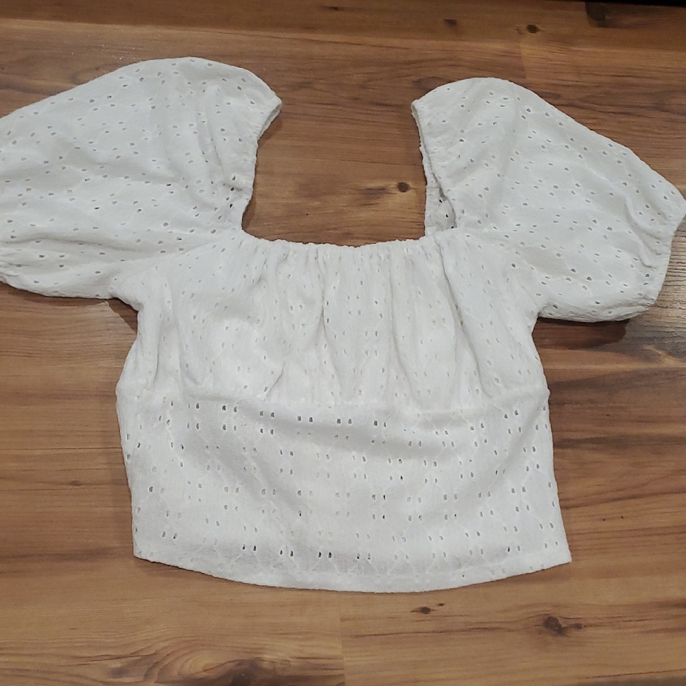 Elegant White Eyelet Blouse with Puff Sleeves